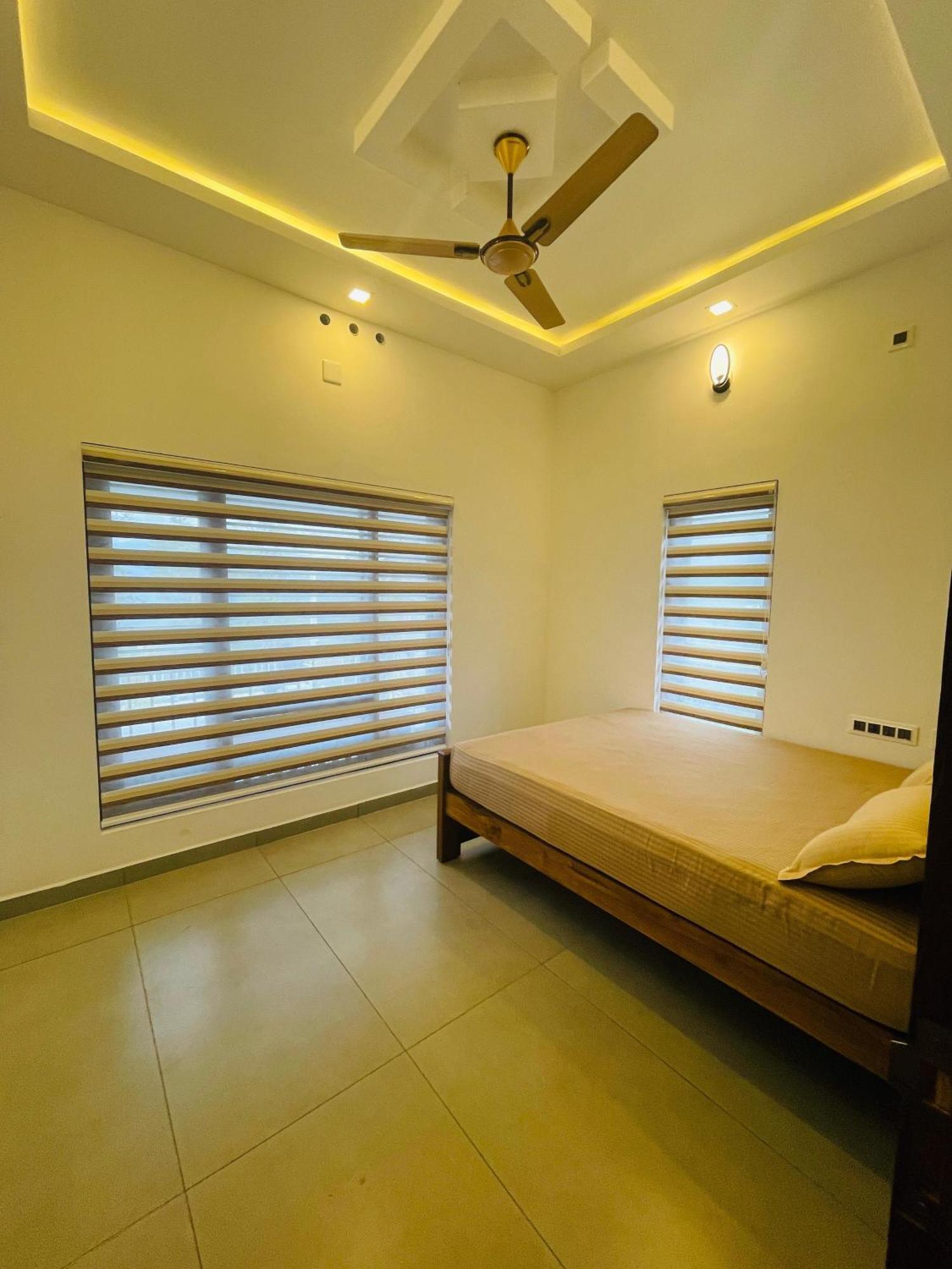 M R Holiday Home Vagamon Exterior foto